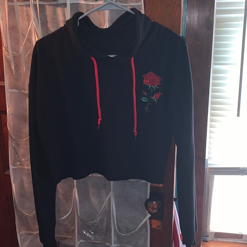 Black Rose Croptop